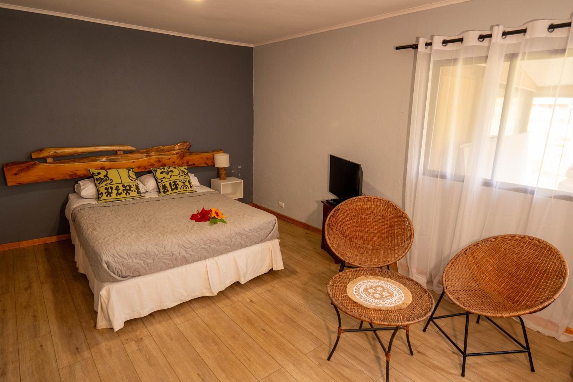 Hotel Uka Mana Hanga Roa Esterno foto