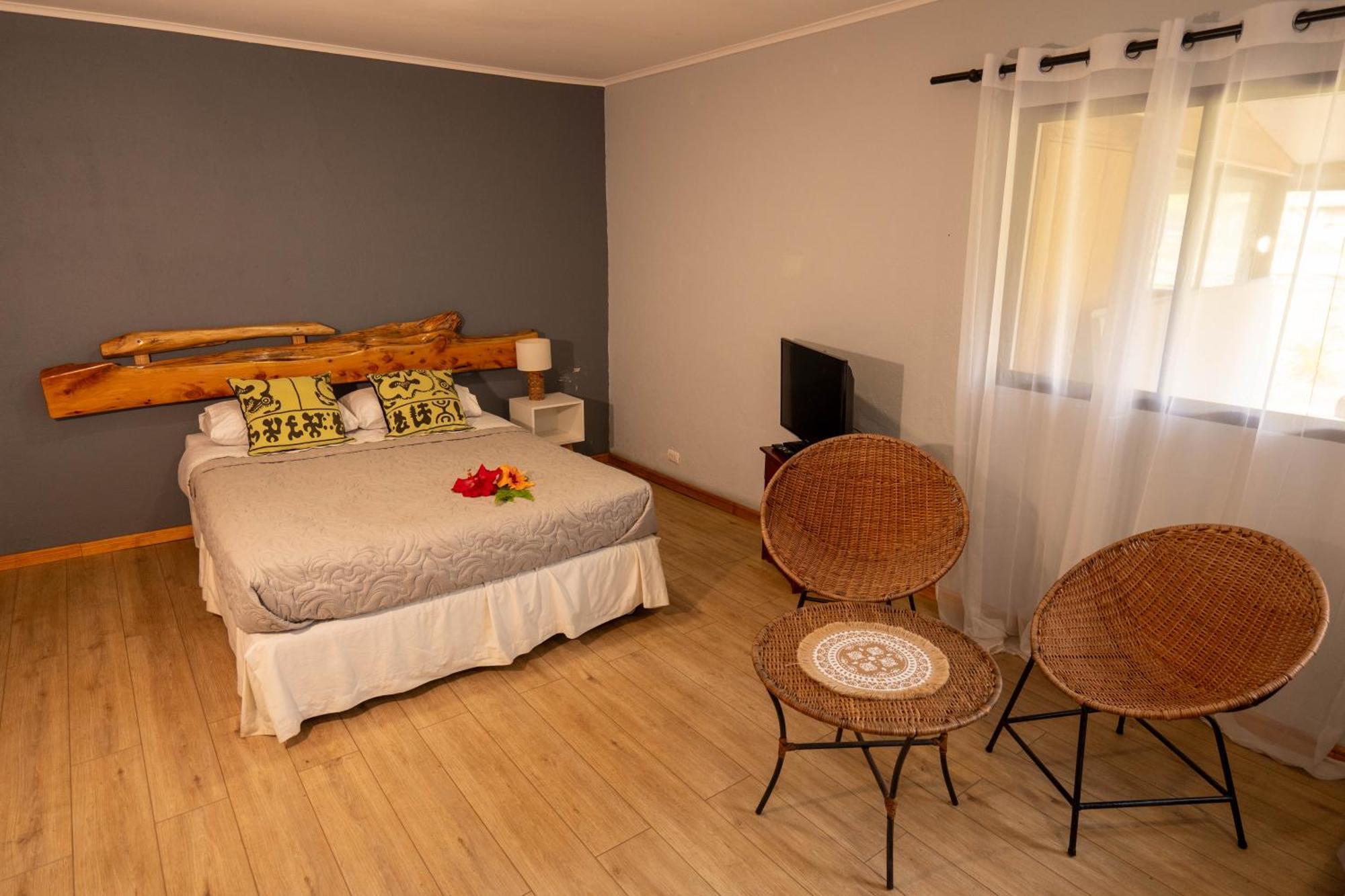 Hotel Uka Mana Hanga Roa Esterno foto