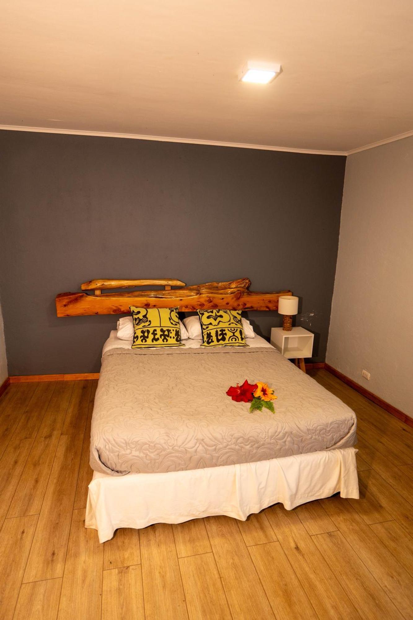 Hotel Uka Mana Hanga Roa Esterno foto
