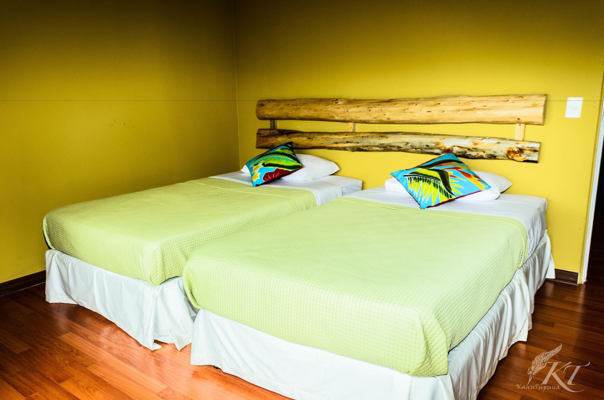 Hotel Uka Mana Hanga Roa Esterno foto